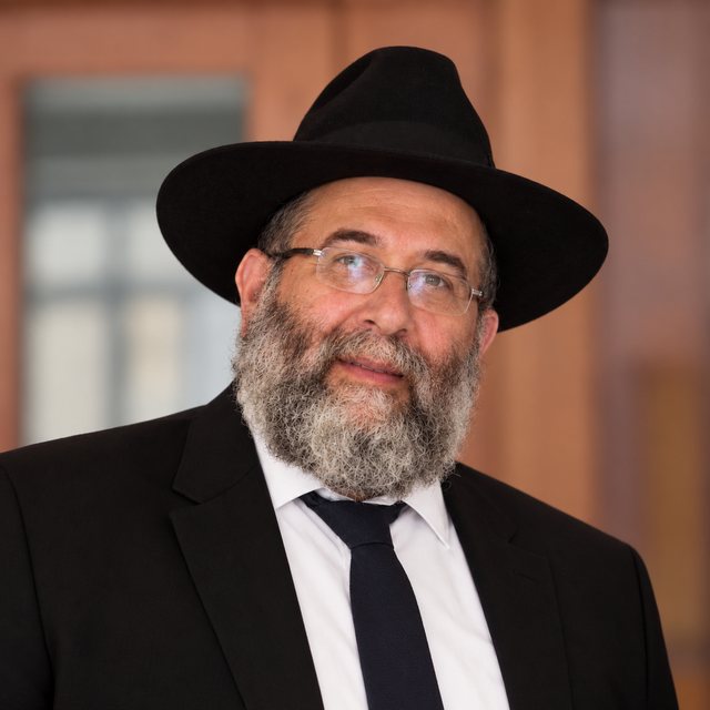 הרב משה מגנוז שליט"א
